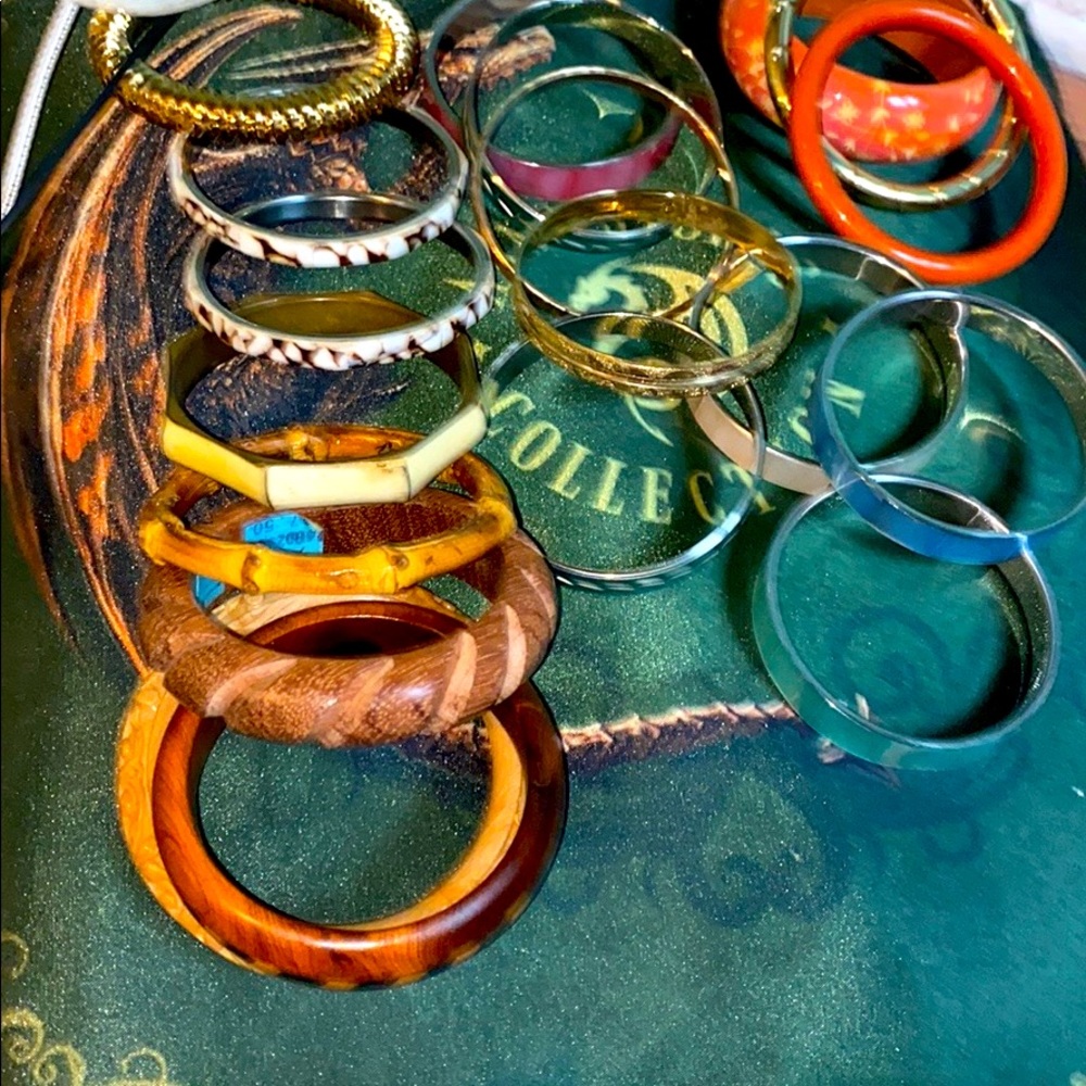 24 different style bangles